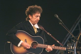 Bob Dylan, 2001