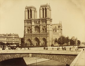 La cathédrale Notre-Dame de Paris vers 1890