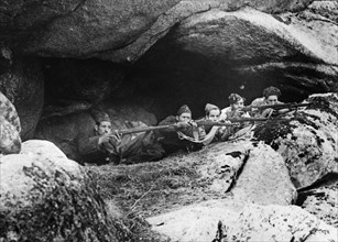 Spain : Spanish Civil War Position of Nationalist troops in the mountains