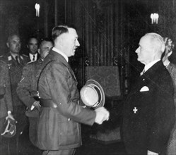 Adolf Hitler et Gustav Krupp, 1940