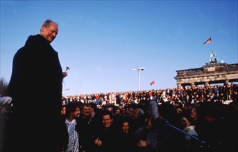 Chute du mur de Berlin, 1989