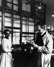 Lise Meitner et Otto Hahn, scientifiques autrichiens