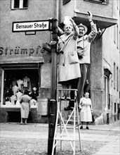 Construction du mur de Berlin, 1961