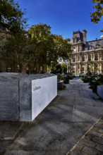 Jardin du 13 Novembre 2015 à Paris