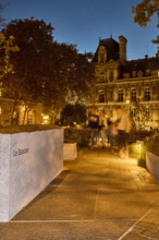 Jardin du 13 Novembre 2015 à Paris