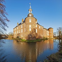 Ringenberg moated castle