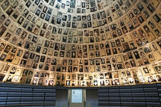 Pictures of killed Jews in the Name Hall