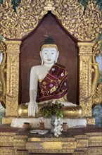 Buddha at Shwezigon Pagoda