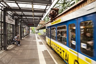 Travelling suspension railway at the station Adlerbrucke