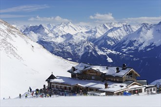 Ski hut Wedelhutte in winter