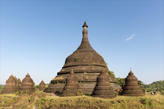Yadanabon Pagoda