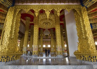 Splendid interior of the Phra Maha Chedi Chai Mongkhon Pagoda
