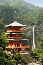 Kumano Nachi Waterfalls with Nachi-san Seiganto-ji Temple