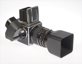 Single-Lens-Reflex medium format film camera