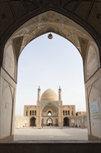 Mosque Masjed-e Agha Bozorg