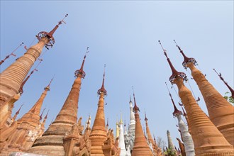 Buddhist stupas of Shwe Inn Thein Paya