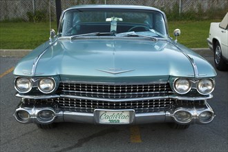 Front view of an american vintage car