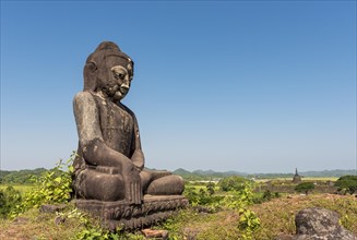 Buddha Statue at Peisi Taung