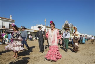 People wearing traditional clothes