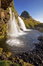 Kirkjufellsfoss Waterfall and Mount Kirkjufell