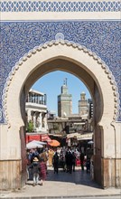 Locals in front of Bab Boujeloud