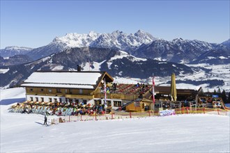 Alpengasthof Laerchfilz Hochalm in front of Buchensteinwand and Loferer Steinbergen