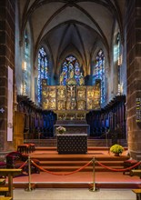 Choir with high altar by Hans Bongart