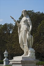 Stone figure of Juno