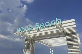Mamaia White Beach