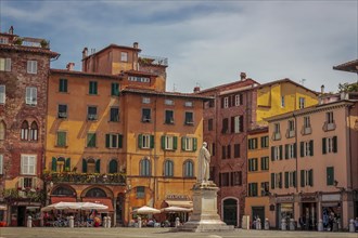 Piazza del Giglio in Lucca