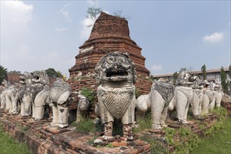 Lion figures at the Chedi of Wat Thammikarat