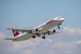 Airbus A321-111 of the Swiss Airline at take-off