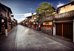 Hanamikoji Dori street in Gion district in the morning with closed shops