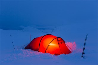 Tent in the snow