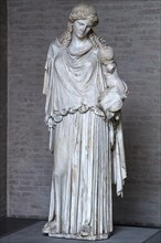 Statue of the peace goddess Eirene