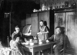 Farmer family ca. 1920