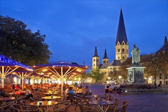 Munsterplatz with outdoor gastronomy