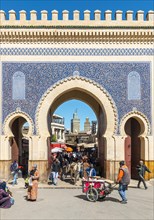 Locals in front of Bab Boujeloud