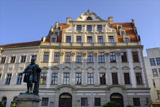 Fugger monument and coffeehouse anno 1578 in Koepfhaus