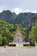Wat Khao Daeng temple