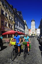 Cyclists in the old town of Vilshofen