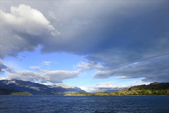Clouds and sun over Lake Lago General Carrera