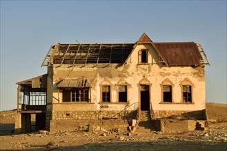 Decaying house of the accountant of the former diamond town Kolmanskop