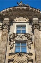 Caryatids at the window of Palais Lenbach