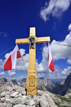 Summit cross of the Paternkofel