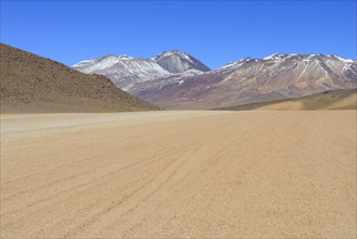 Piste on the Altiplano
