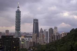 Skyline with Taipei 101 Tower