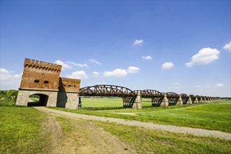 Ruins of the former Elbe bridge Domitz