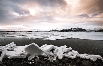 Ice floes at the edge of the glacier Jokulsarlon lagoon