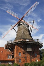 Windmill Aurora